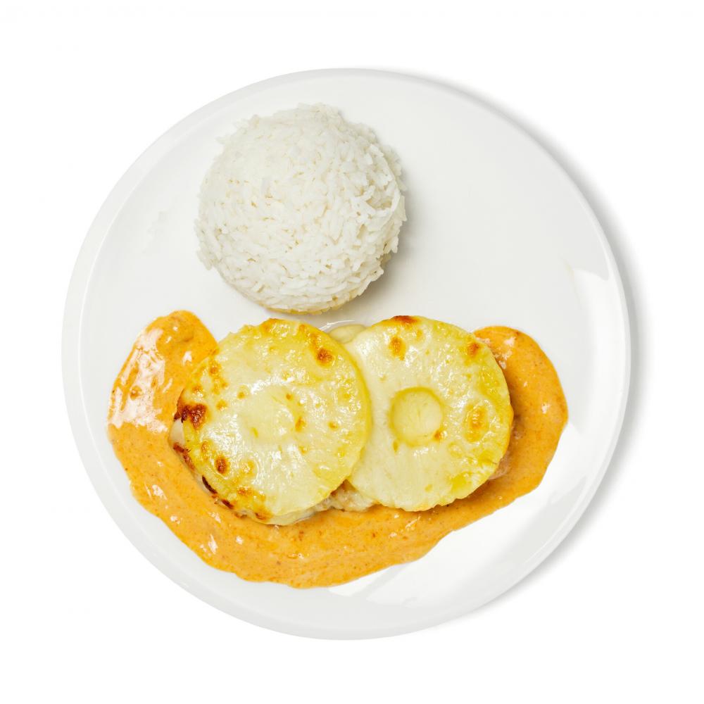 Produktabbildung  Montag: Putensteak Hawaii mit fruchtiger Currysauce, dazu Reis