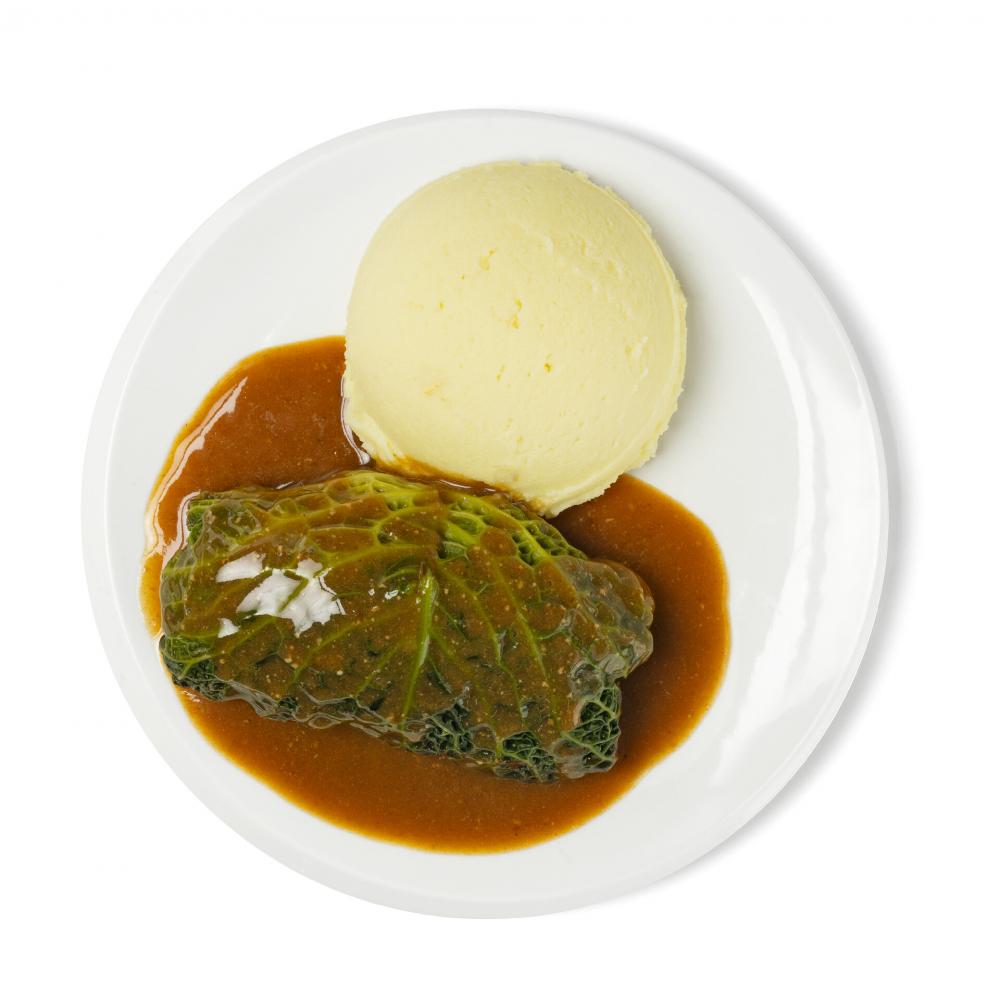 Produktabbildung GLOBUS Tagesgericht Freitag: Wirsingroulade mit Bratensauce und Kartoffelstampf