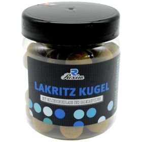 Lakritz-Kugel mit Milchschokolade & Salmiakpulver