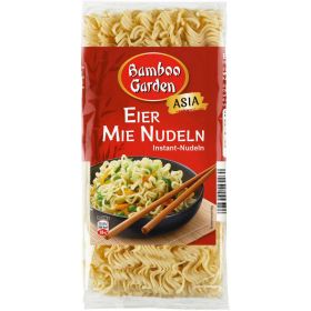 Mie Nudeln mit Ei